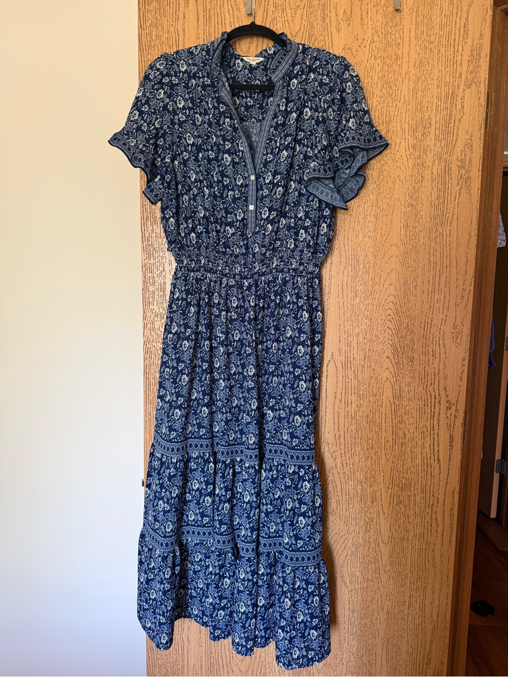 Max Studio Navy Blue Floral Dress